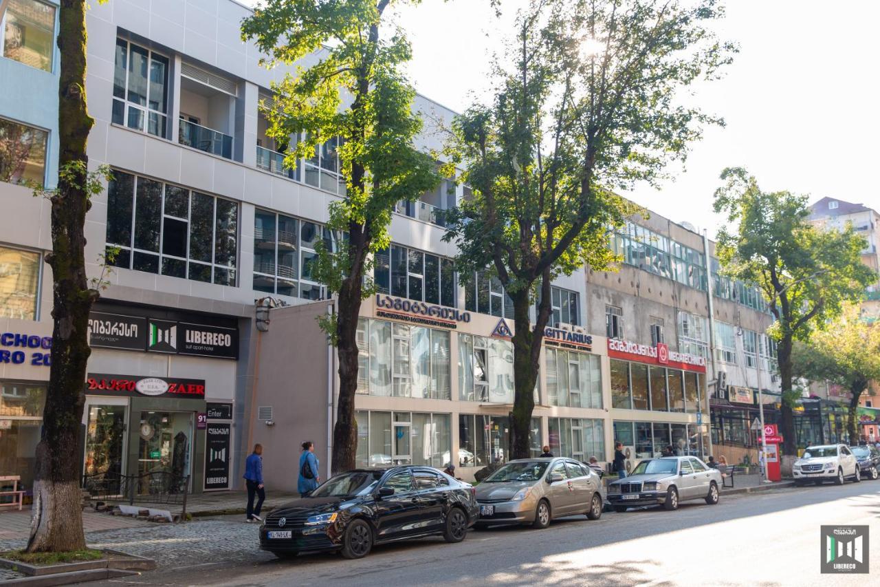Libereco Aparthotel Batumi Exterior foto