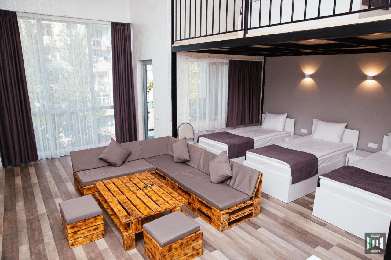 Libereco Aparthotel Batumi Exterior foto
