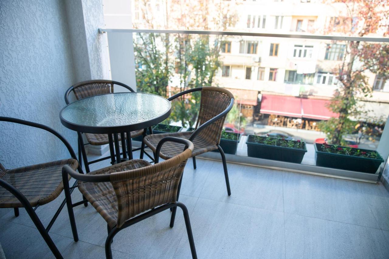 Libereco Aparthotel Batumi Exterior foto