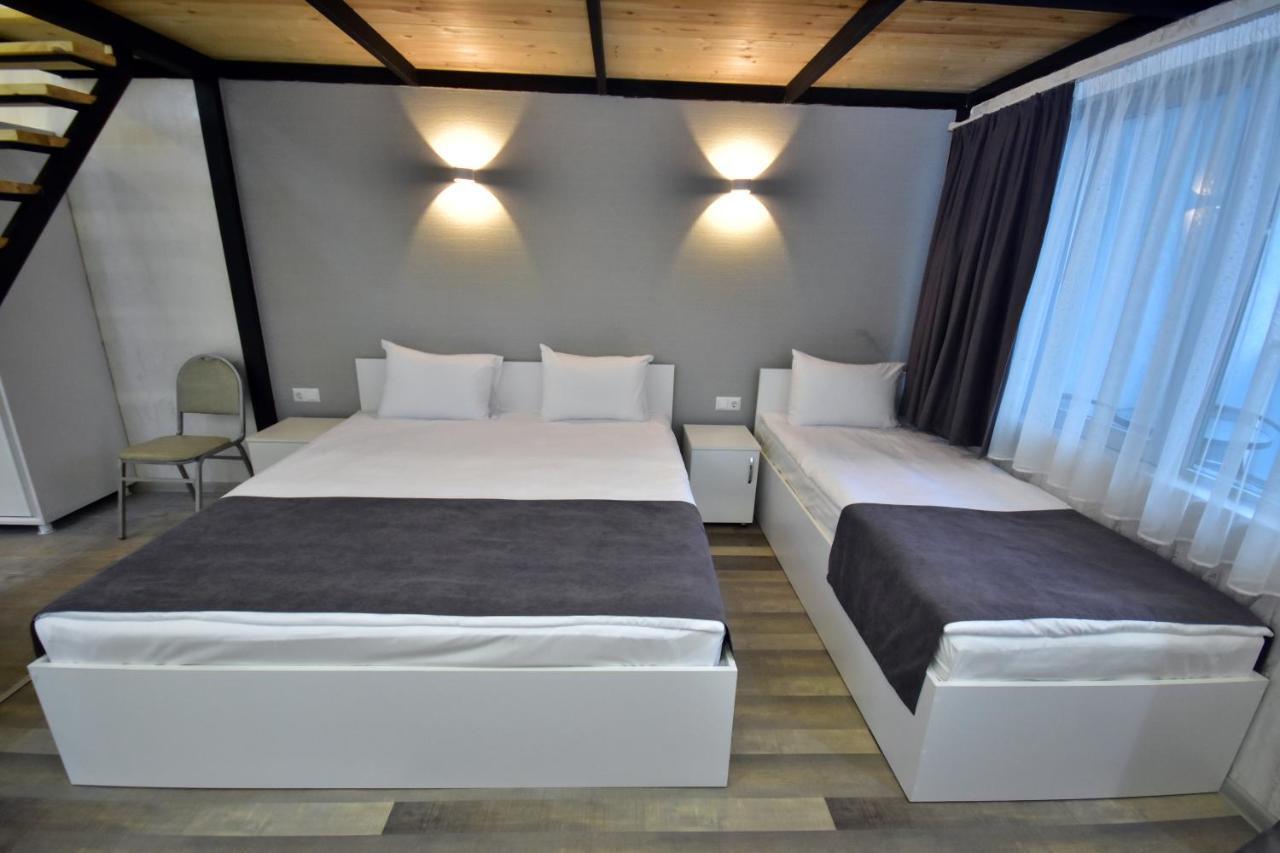 Libereco Aparthotel Batumi Exterior foto
